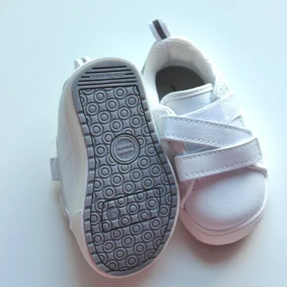 Baby White Sneakers NEw - Picture 2 of 2